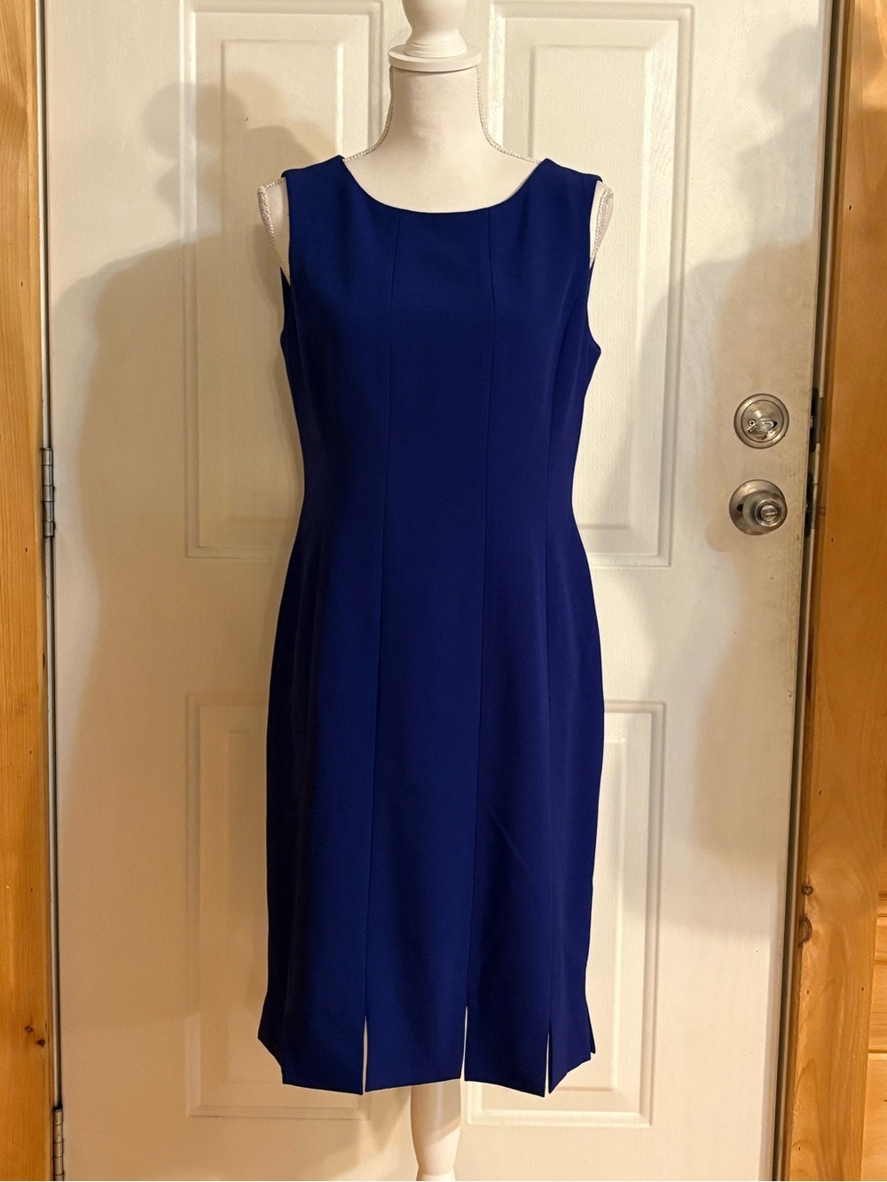 Kasper Sleeveless Cobalt Blue Sheath Dress w/ Pleated Bottom size 6